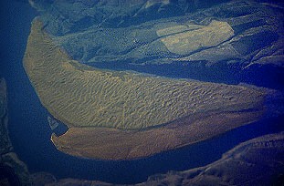 Point bar in columbia river from scablands floods